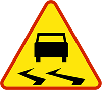 znak: śliska jezdnia